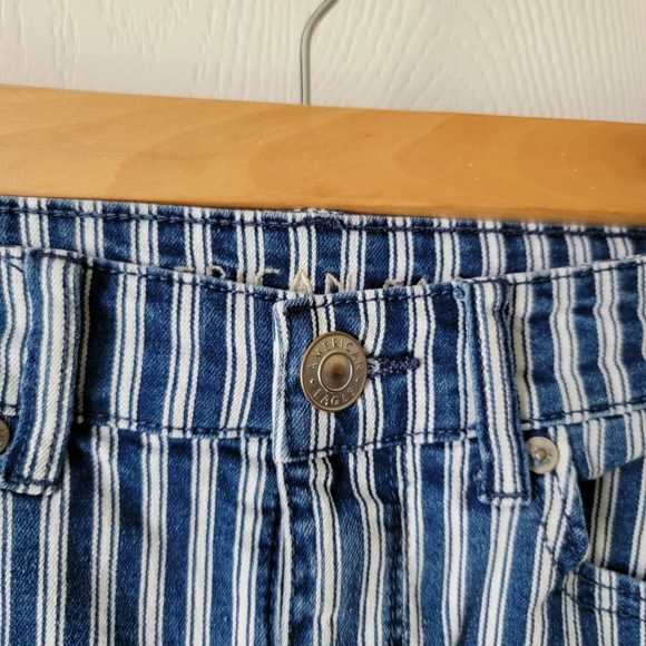 American Eagle Hi Rise Shortie - Picture 8 of 8